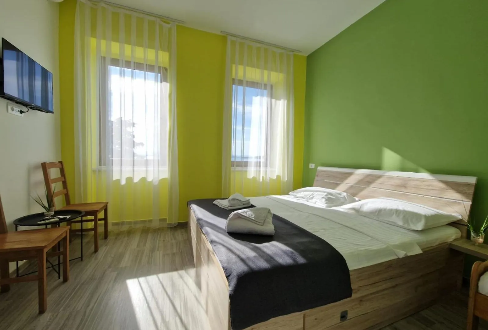 Fiore Seaview Rooms - Premium Location 3*, Selce Croatia